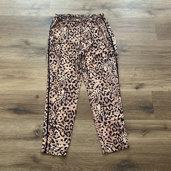 Soma Animal Print Loungewear Set - Picture 6 of 8